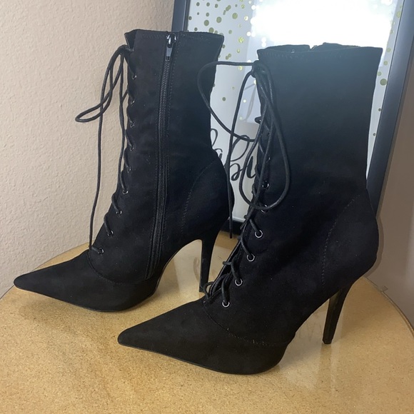 Fashion Nova Pointy Zip Up Boots - Picture 2 of 8